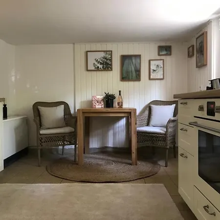 Nature Living - Mit Kamin - Feuerschale - Garten - Mit Beheizbarem Gartenwhirlpool Holiday home