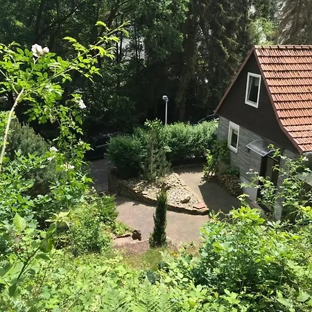 Nature Living - Mit Kamin - Feuerschale - Garten - Mit Beheizbarem Gartenwhirlpool Melsungen
