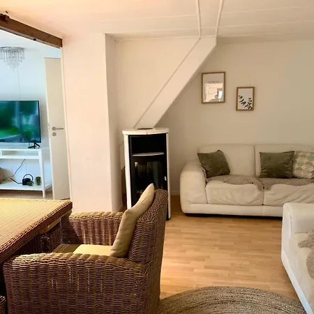 Dom wakacyjny Nature Living - Mit Kamin - Feuerschale - Garten - Mit Beheizbarem Gartenwhirlpool *