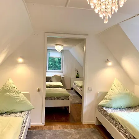 Nature Living - Mit Kamin - Feuerschale - Garten - Mit Beheizbarem Gartenwhirlpool *