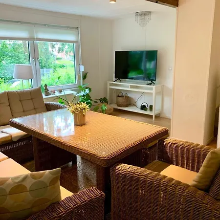 Dom wakacyjny Nature Living - Mit Kamin - Feuerschale - Garten - Mit Beheizbarem Gartenwhirlpool